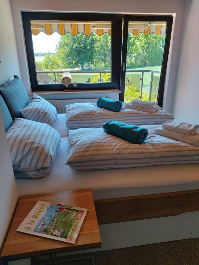 Pension Petersen Bergen Auf Rugen Exteriör bild